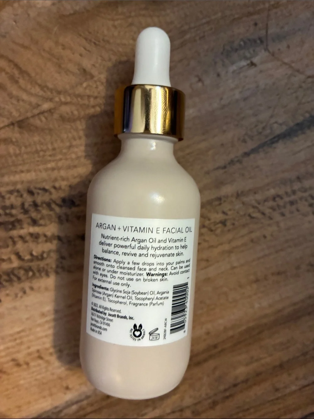NWT Pearlessence Argan and Vitamin E nourishing facial oil blend blend. 2 oz